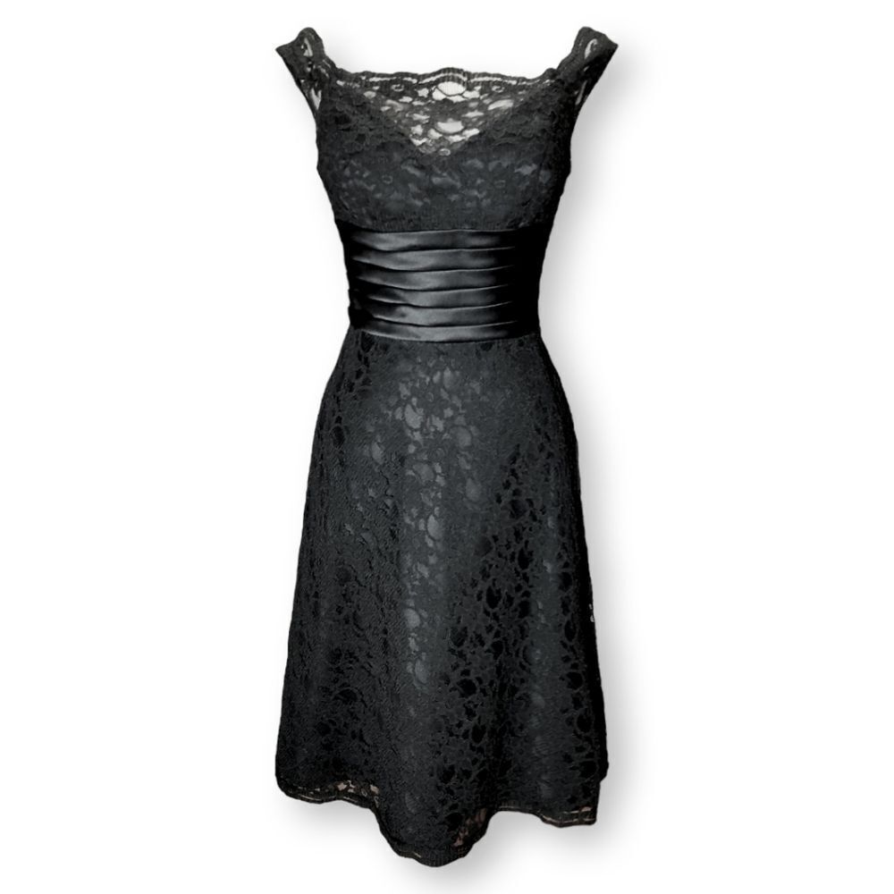 White House Black Market Black Lace Overlay A-Line Dress Shoulder Cockta…